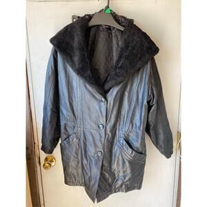 Vintage Wilson’s 100% Leather Coat SEE DESCRIPTION